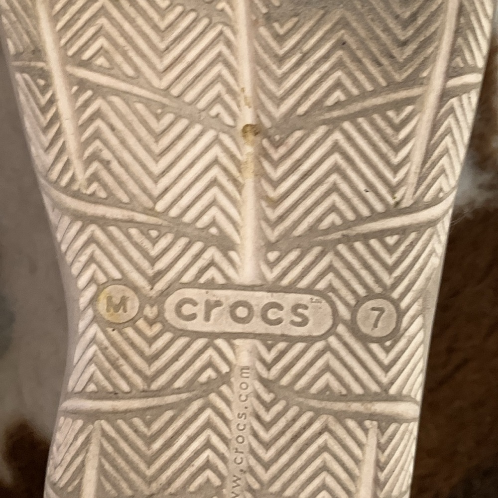 Crocs boys slip on shoes, navy/white, sz 7 (big boys) - Picture 8 of 9